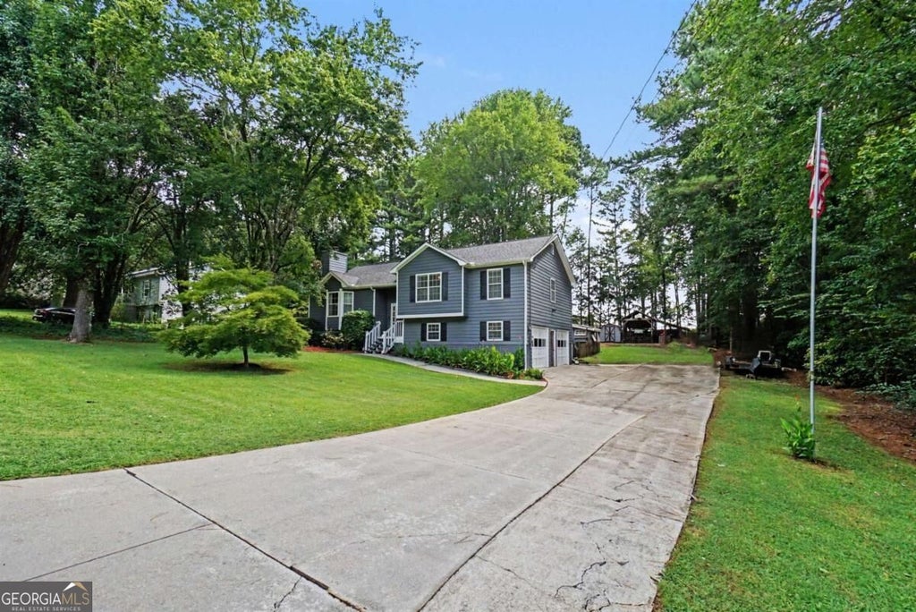 Photo of 202 Johnstons Drive, Dallas, GA 30157 (MLS # 10829766)
