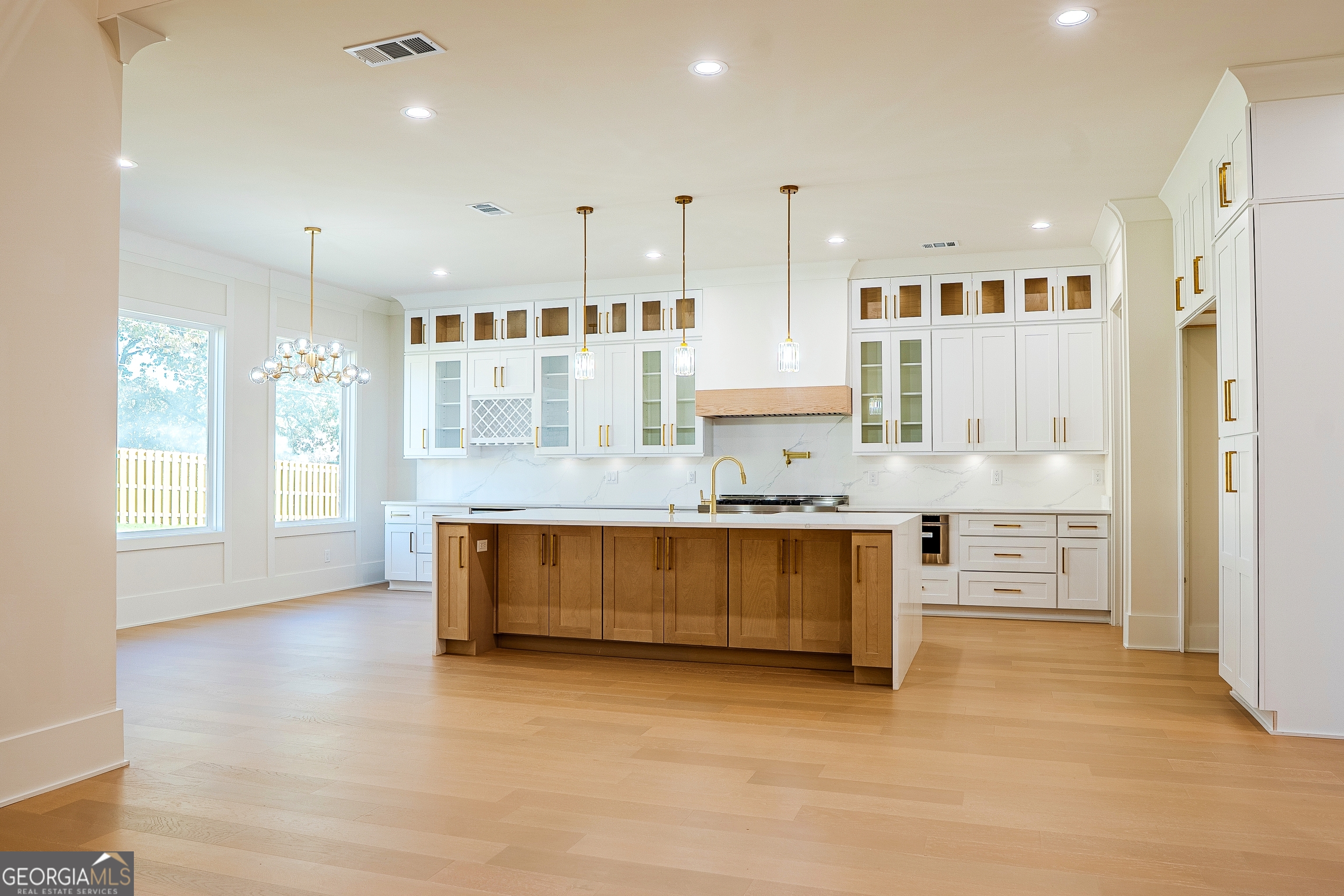 1603933309 Homes for Sale