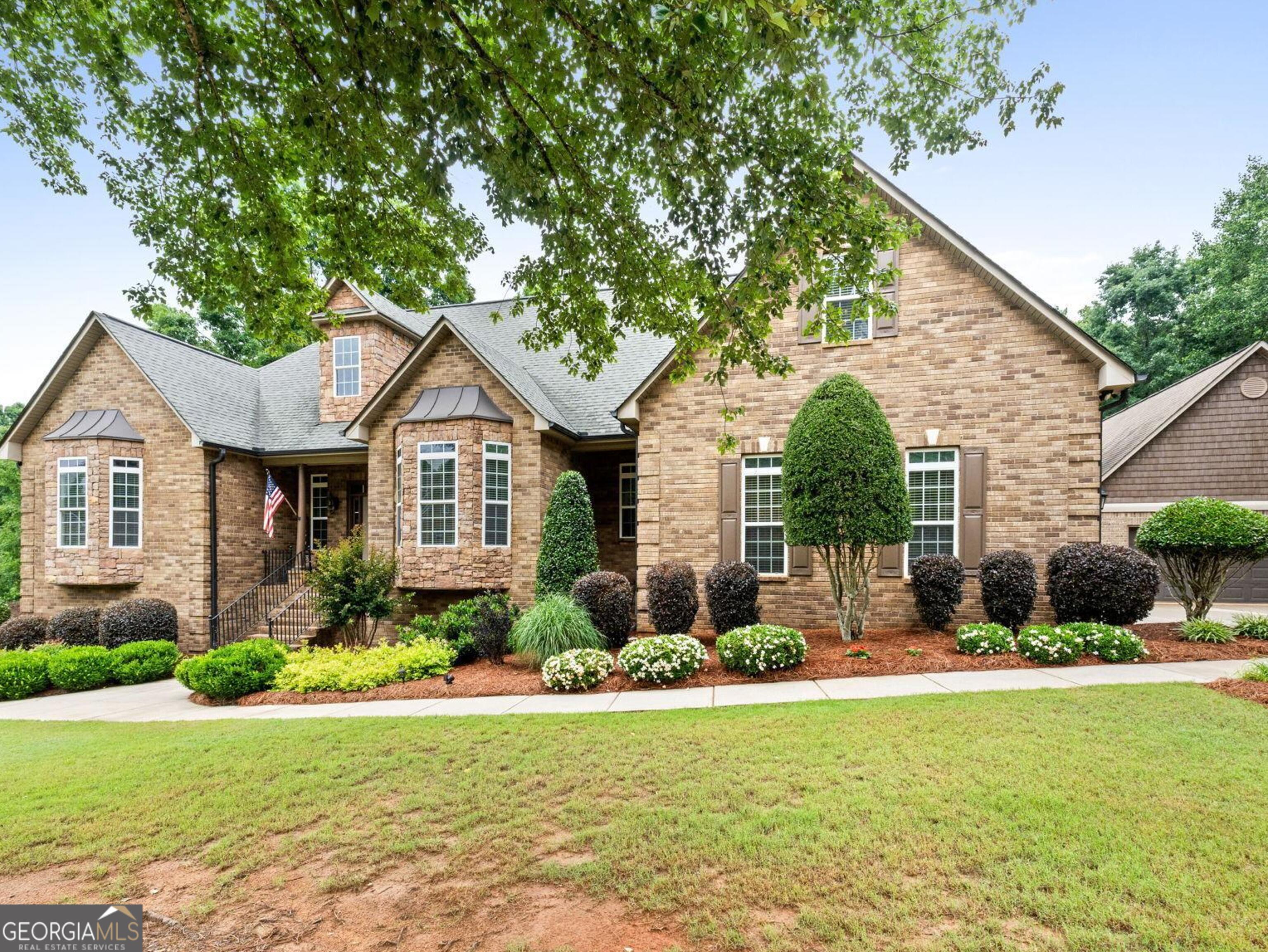124 Belford WAY