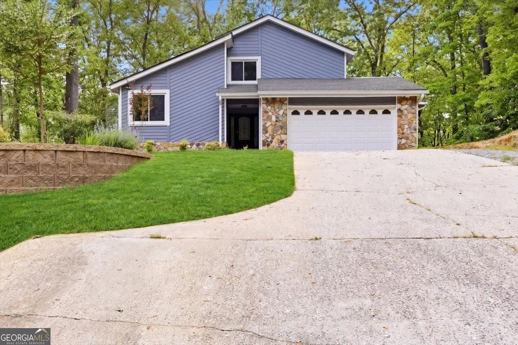 Photo of 9485 Martin Road, Roswell, GA 30076 (MLS # 10754537)