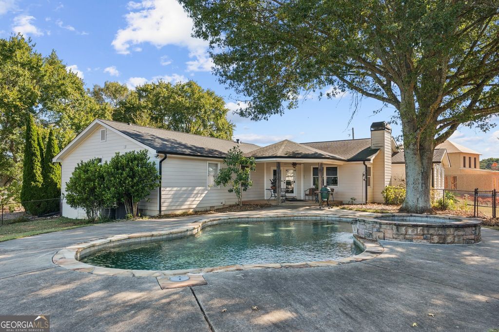 Photo of 2740 Talley Lane, Buford, GA 30519 (MLS # 10651393)