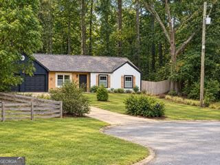 Photo of 503 Spring Ridge Court, Woodstock, GA 30188 (MLS # 10868436)