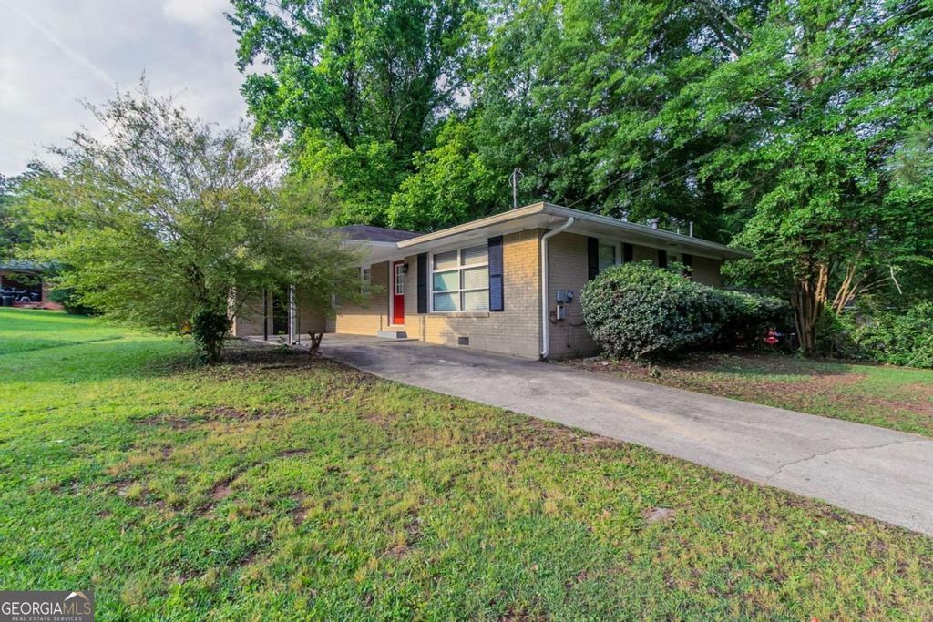 Photo of 4029 Moffat Court, Decatur, GA 30035 (MLS # 10709466)