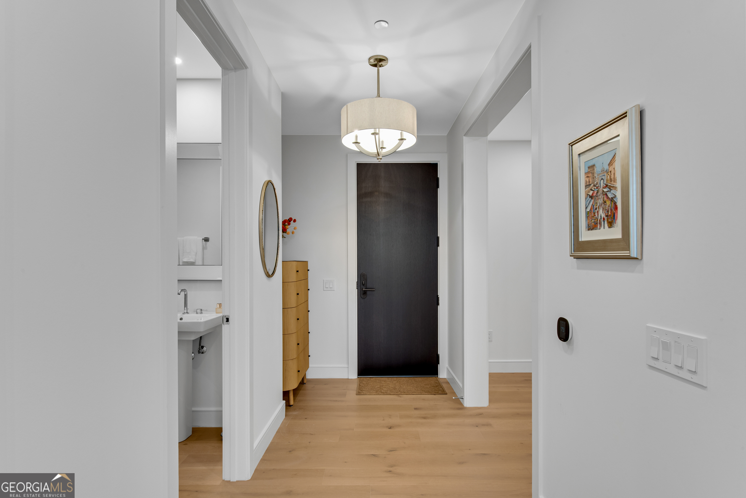 2425 Peachtree RD NE 902