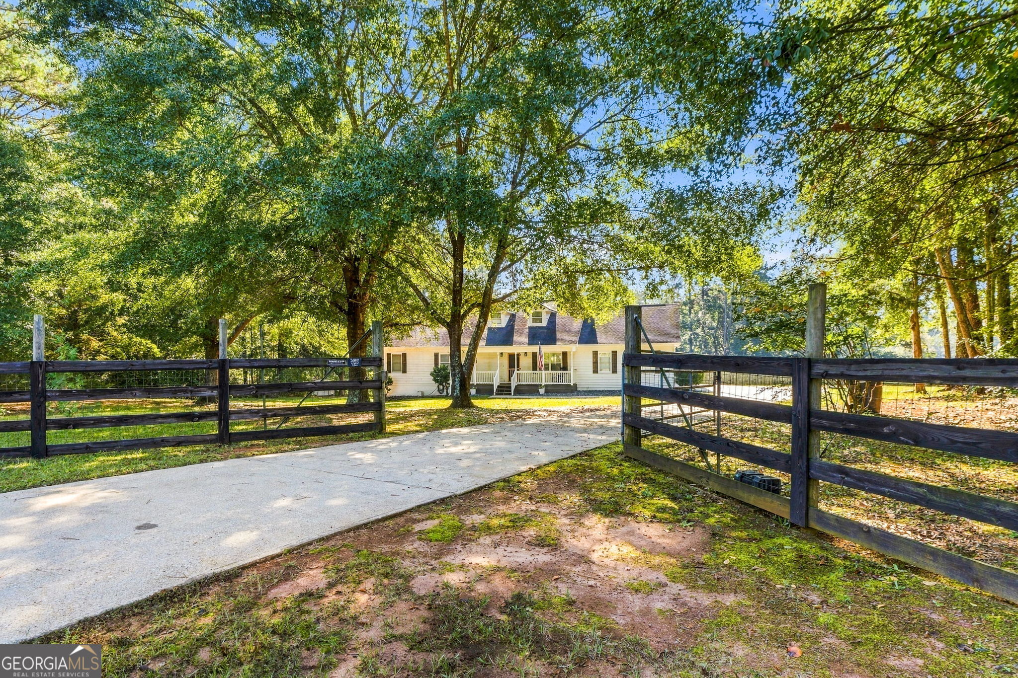 760 Crumbley RD