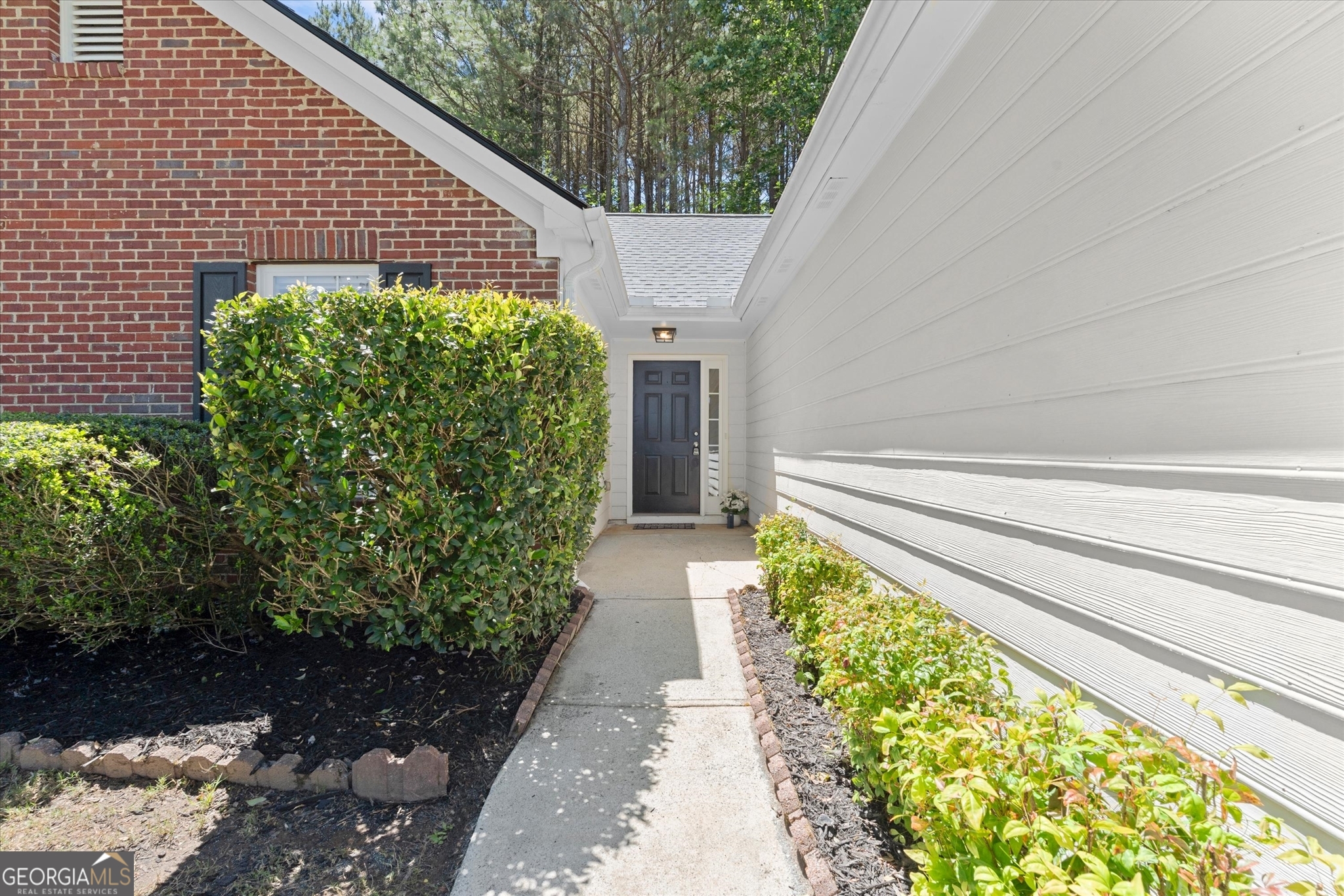 5673 Riverside Walk DR