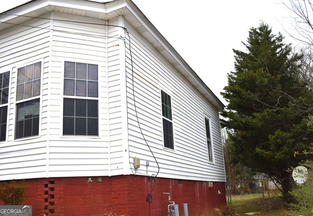 Photo of 963 E Solomon Street, Griffin, GA 30223 (MLS # 10670881)