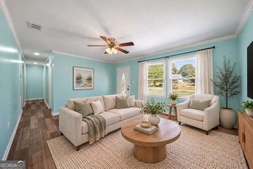 Photo of 3918 Harmony Church Road, Gainesville, GA 30507 (MLS # 10877337)