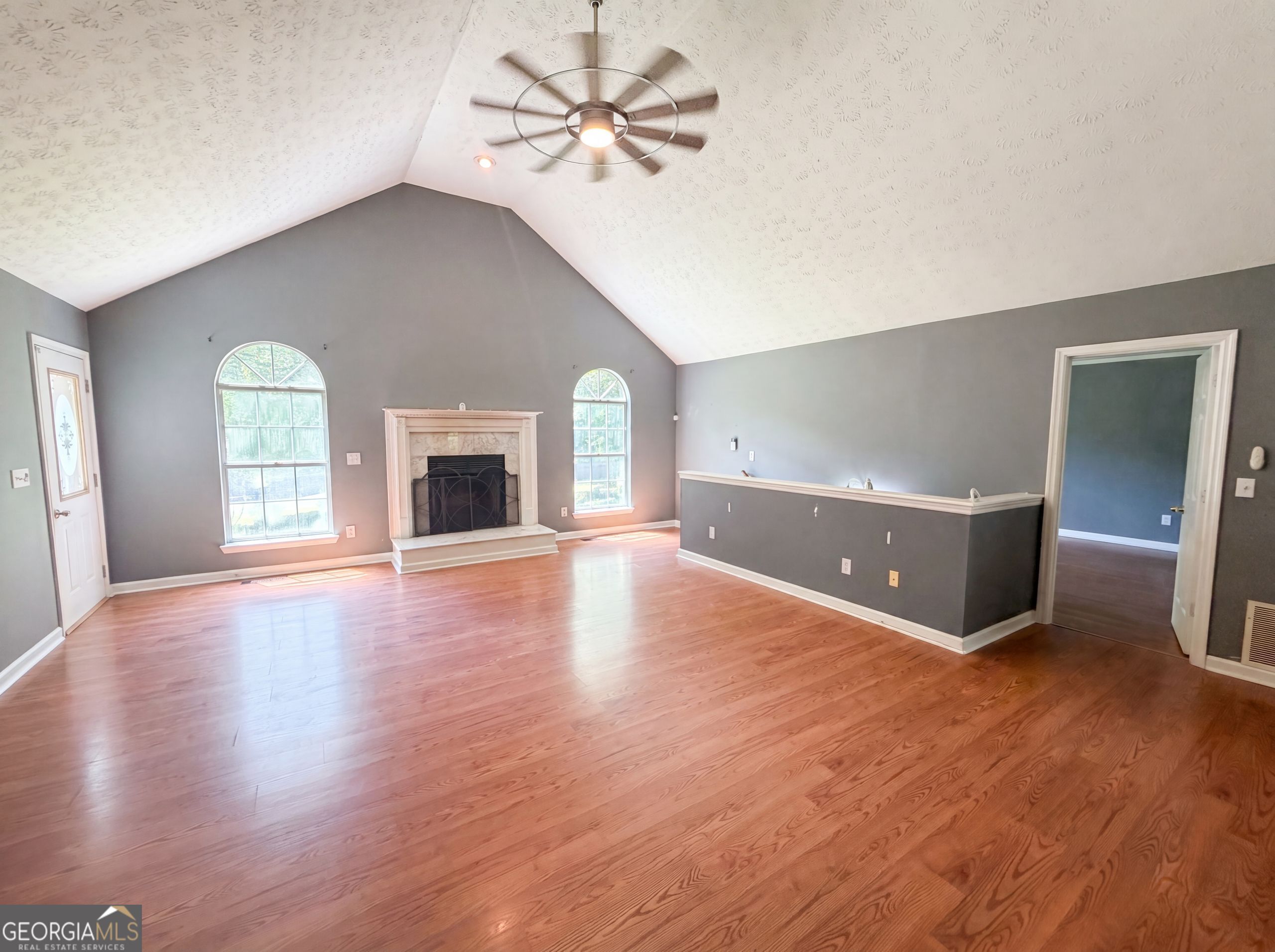 4150 Jonathan LN