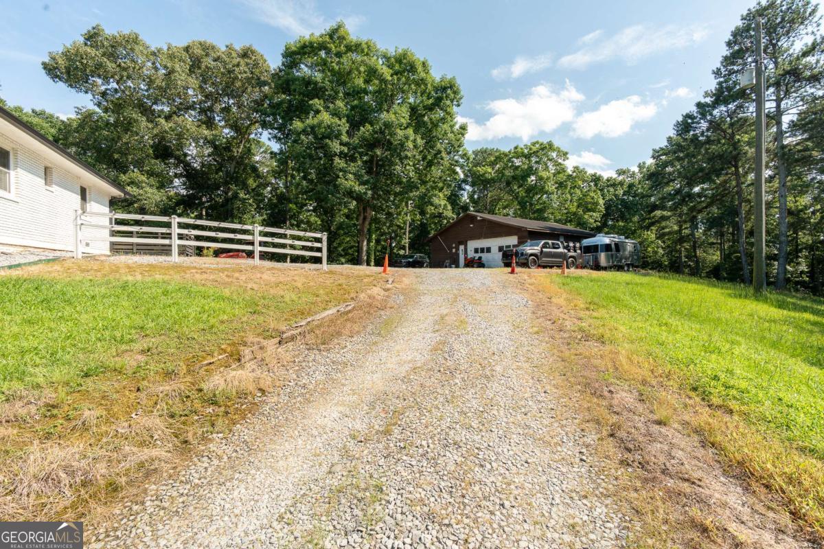1585 Jimmy Dodd RD
