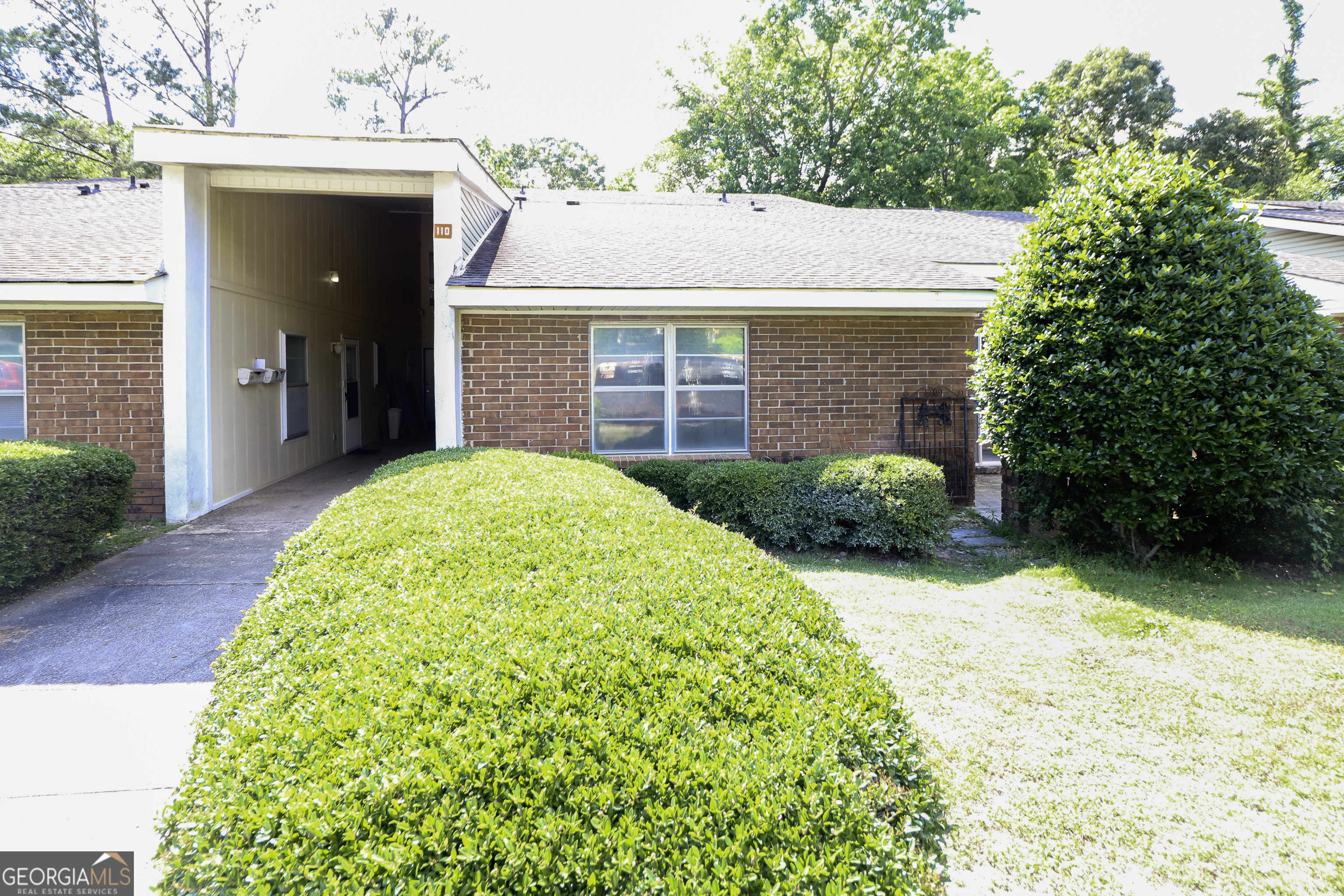 110 Westcliff CIR APT C