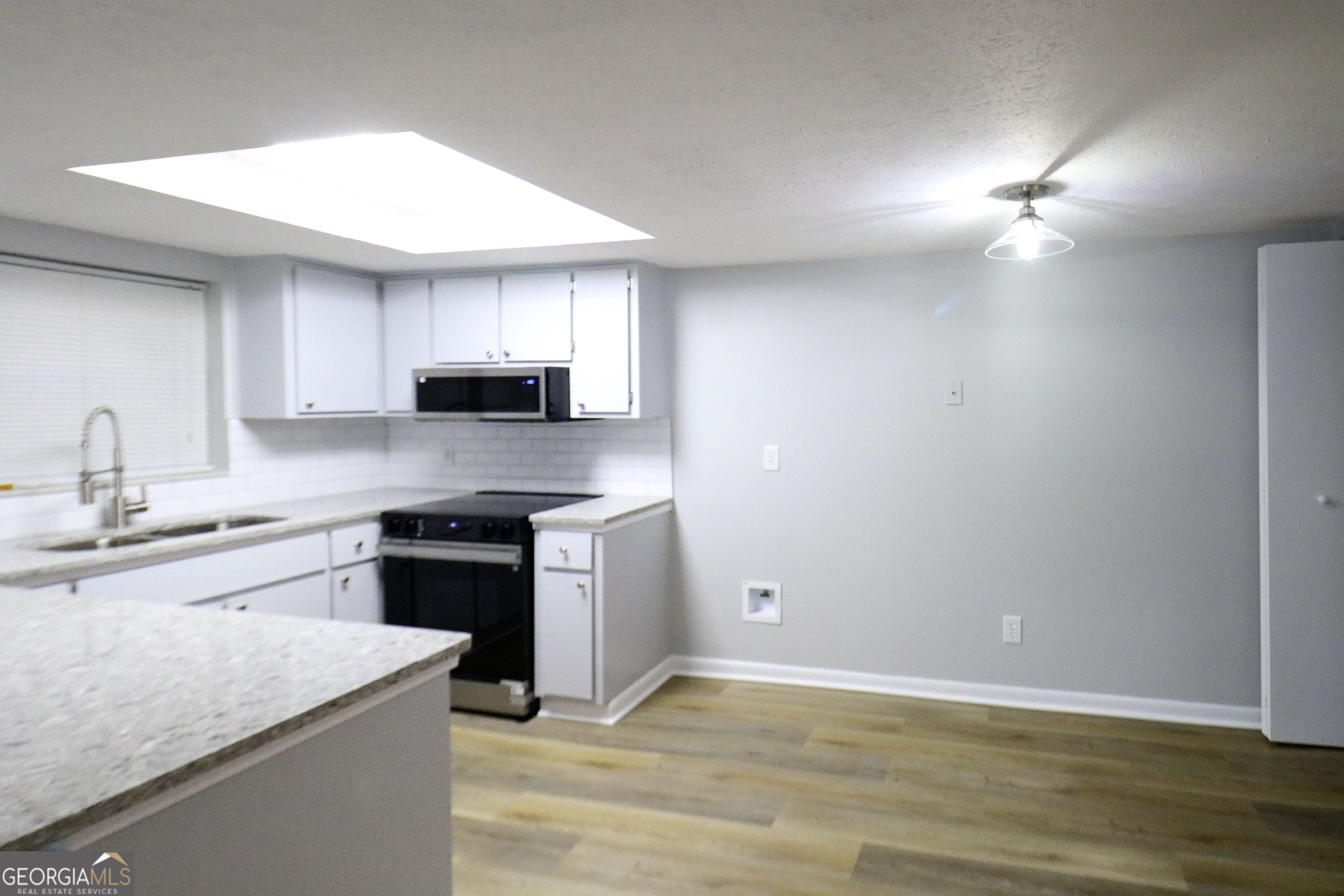 110 Westcliff CIR APT C