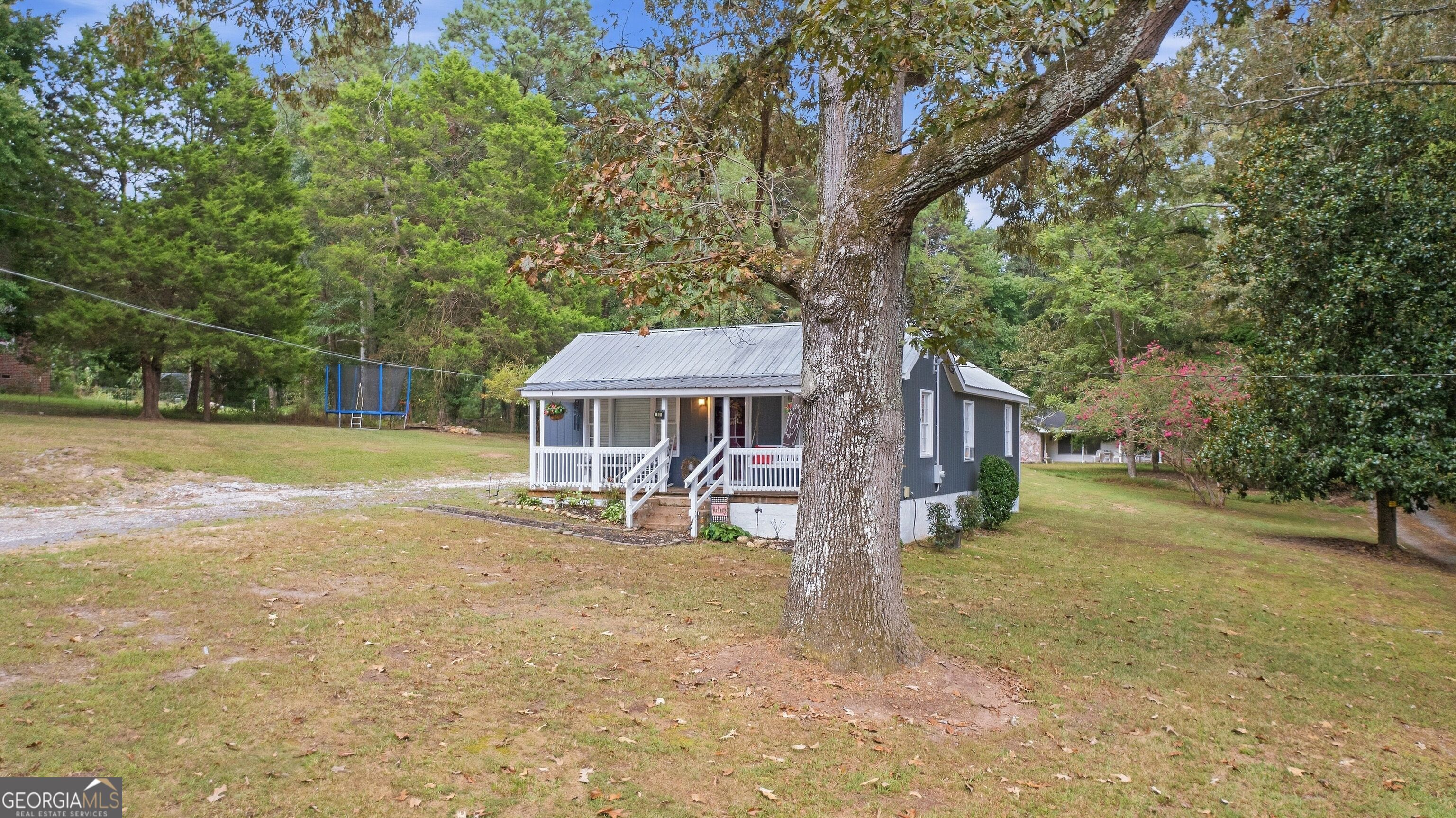 559 Donahoo RD SE