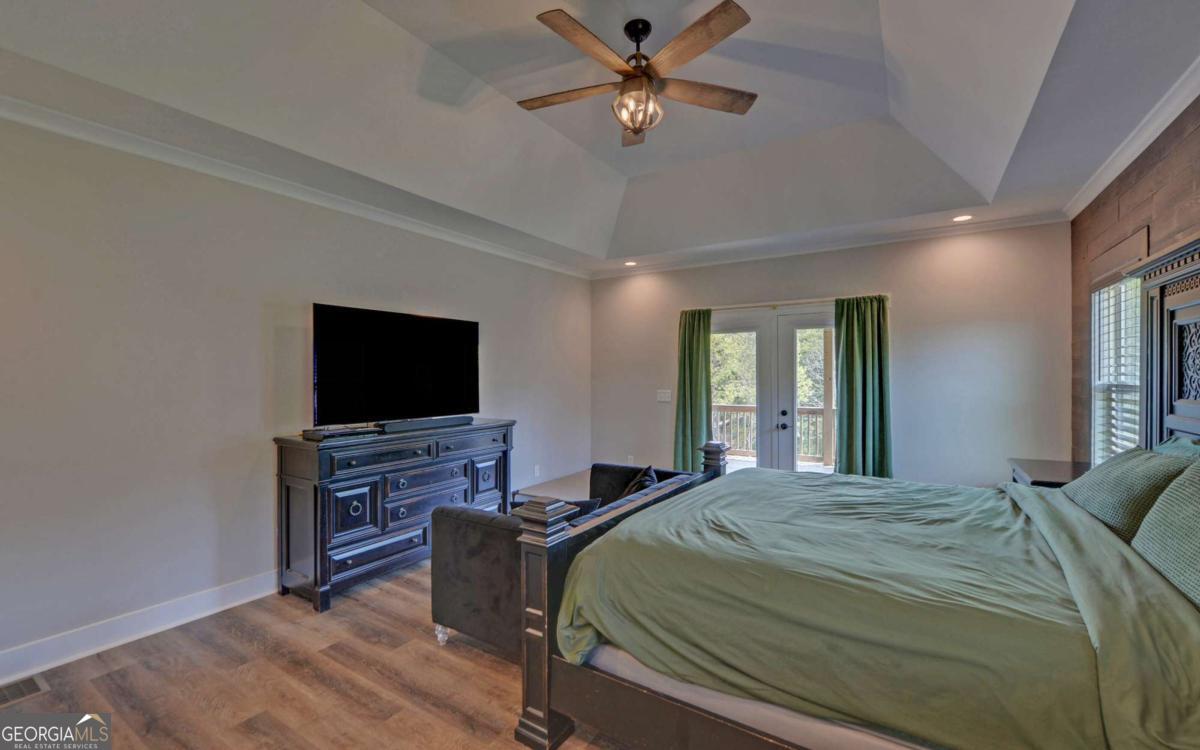 34 Stoneledge CIR 30