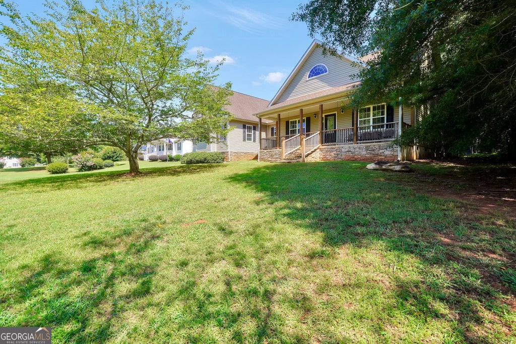 Photo of 1128 Meadowview Drive, Jackson, GA 30233 (MLS # 10809500)