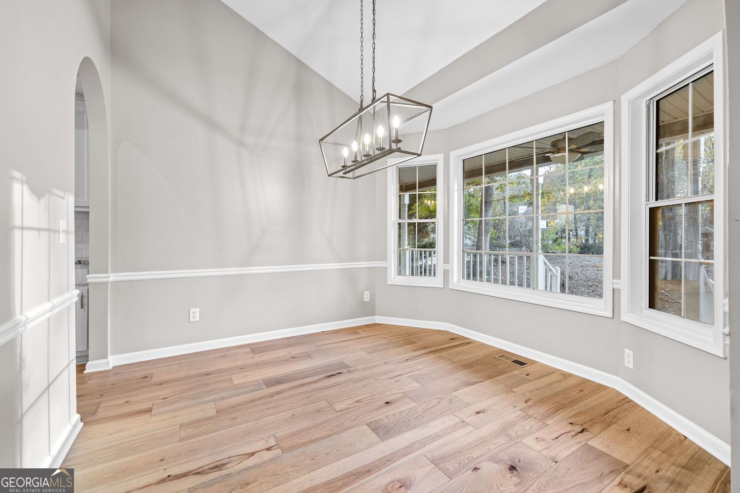 Cumming, Georgia 30040, United States, 4 Bedrooms Bedrooms, ,3 BathroomsBathrooms,Residential,Active,241839