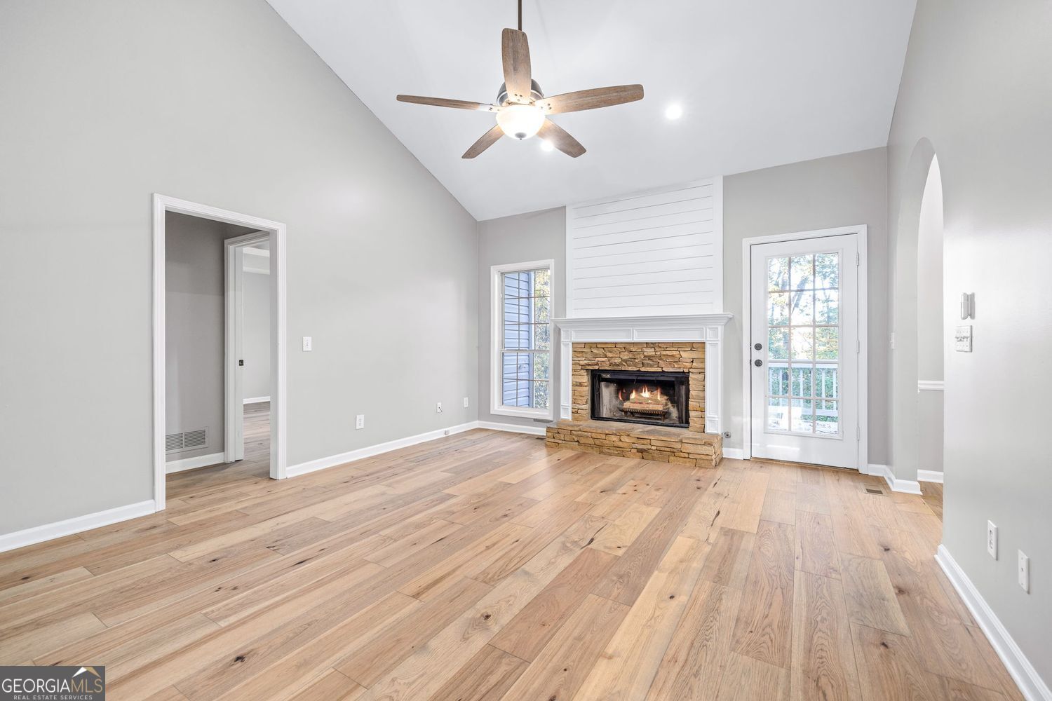 Cumming, Georgia 30040, United States, 4 Bedrooms Bedrooms, ,3 BathroomsBathrooms,Residential,Active,241839