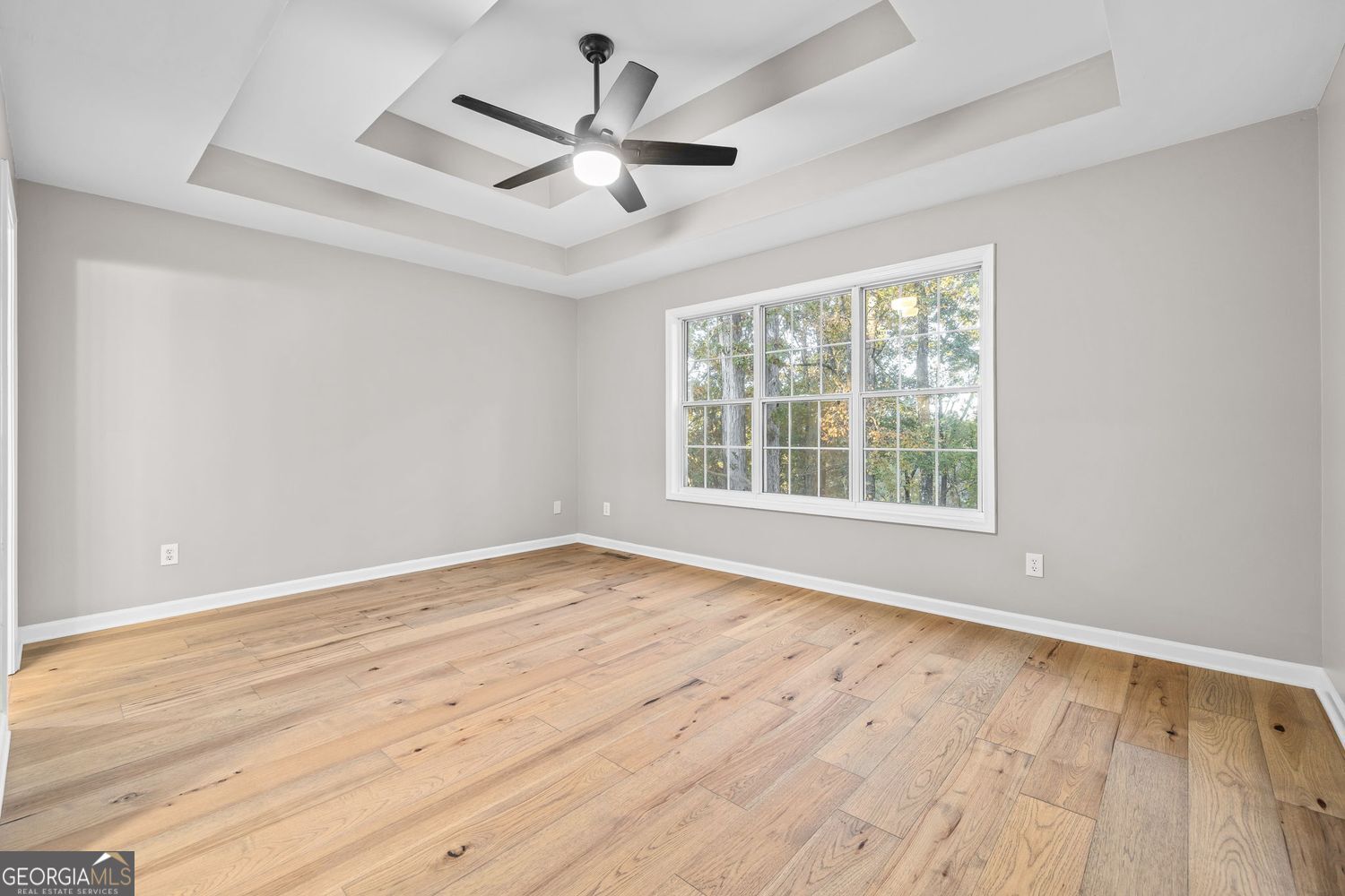 Cumming, Georgia 30040, United States, 4 Bedrooms Bedrooms, ,3 BathroomsBathrooms,Residential,Active,241839