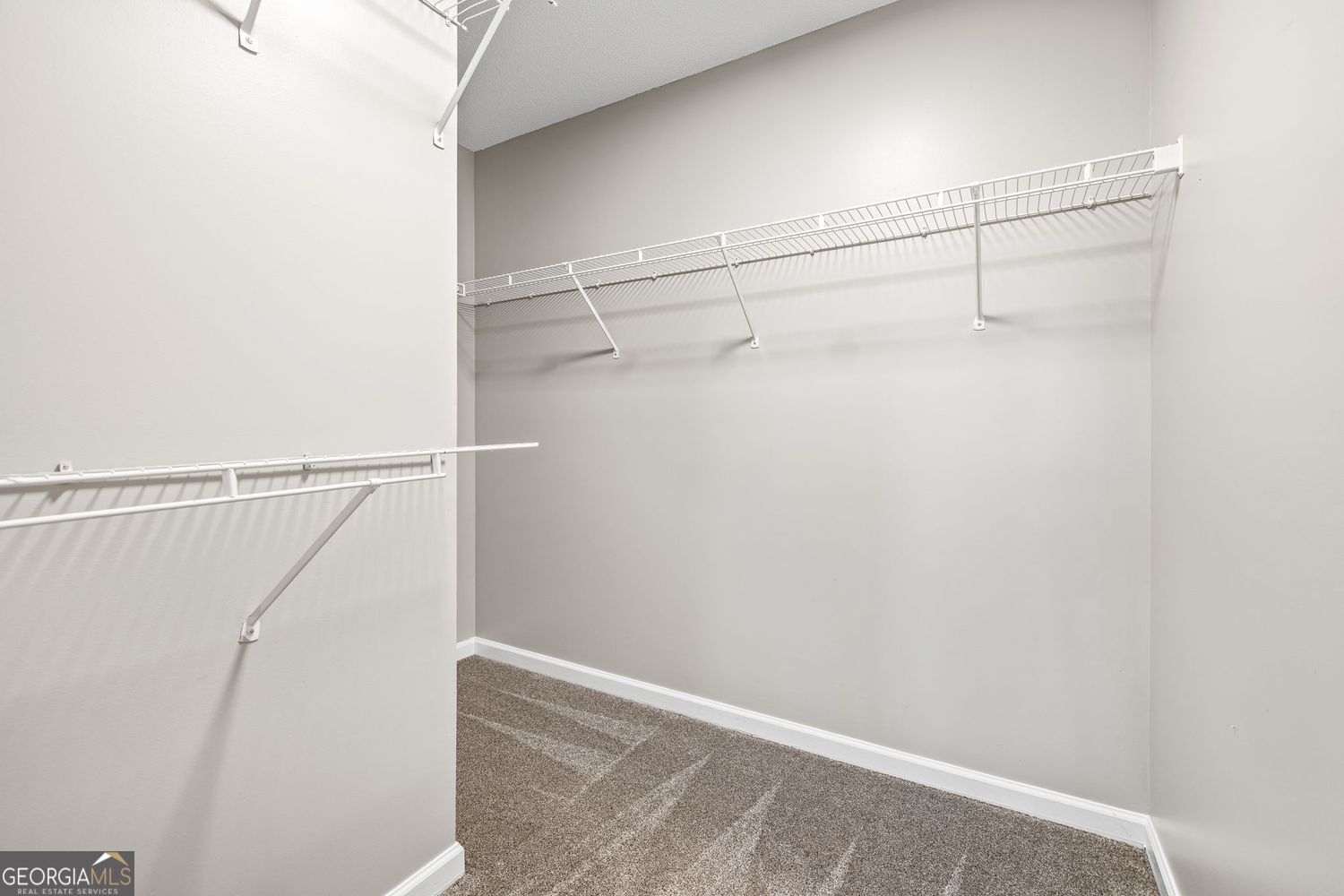 Cumming, Georgia 30040, United States, 4 Bedrooms Bedrooms, ,3 BathroomsBathrooms,Residential,Active,241839