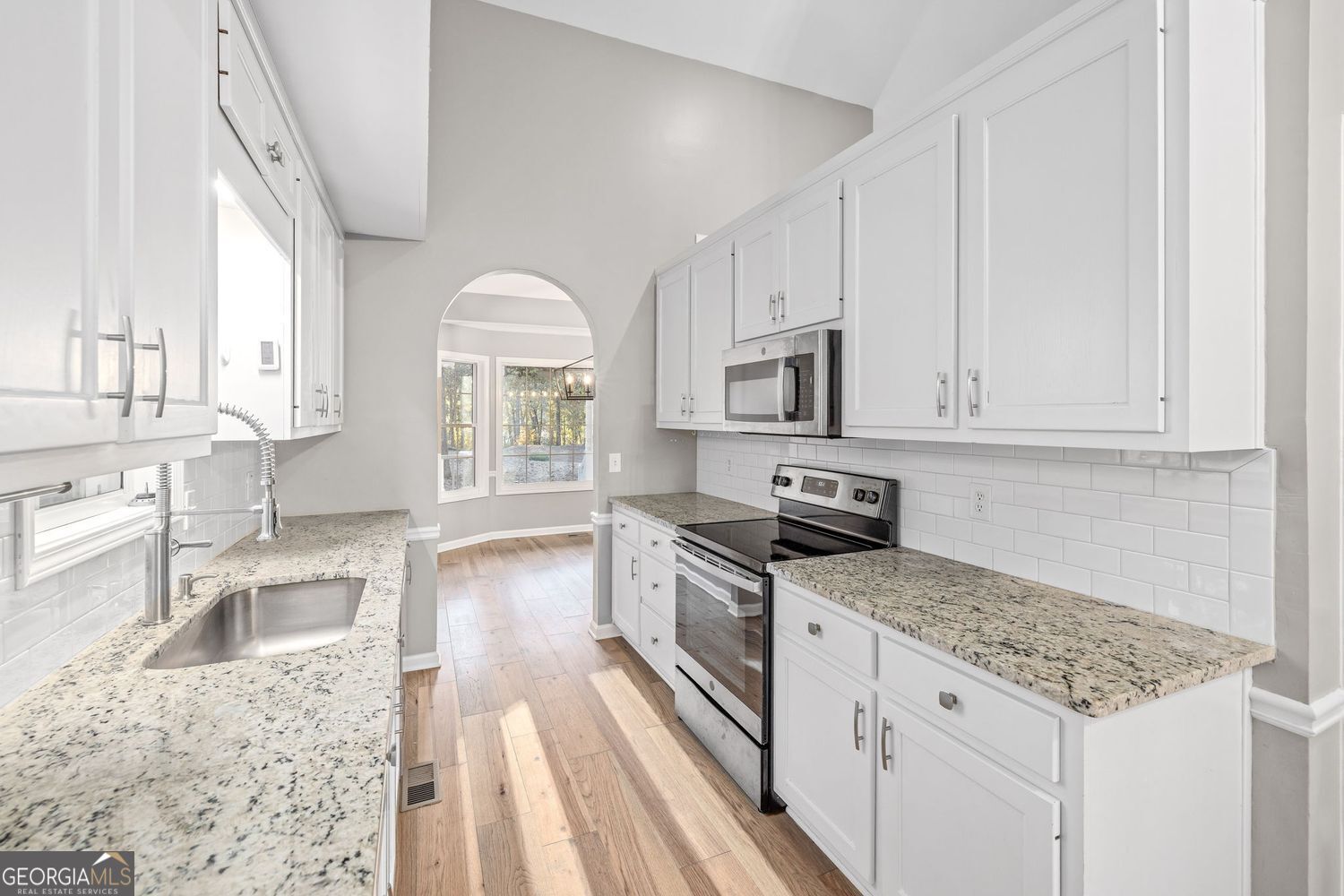 Cumming, Georgia 30040, United States, 4 Bedrooms Bedrooms, ,3 BathroomsBathrooms,Residential,Active,241839