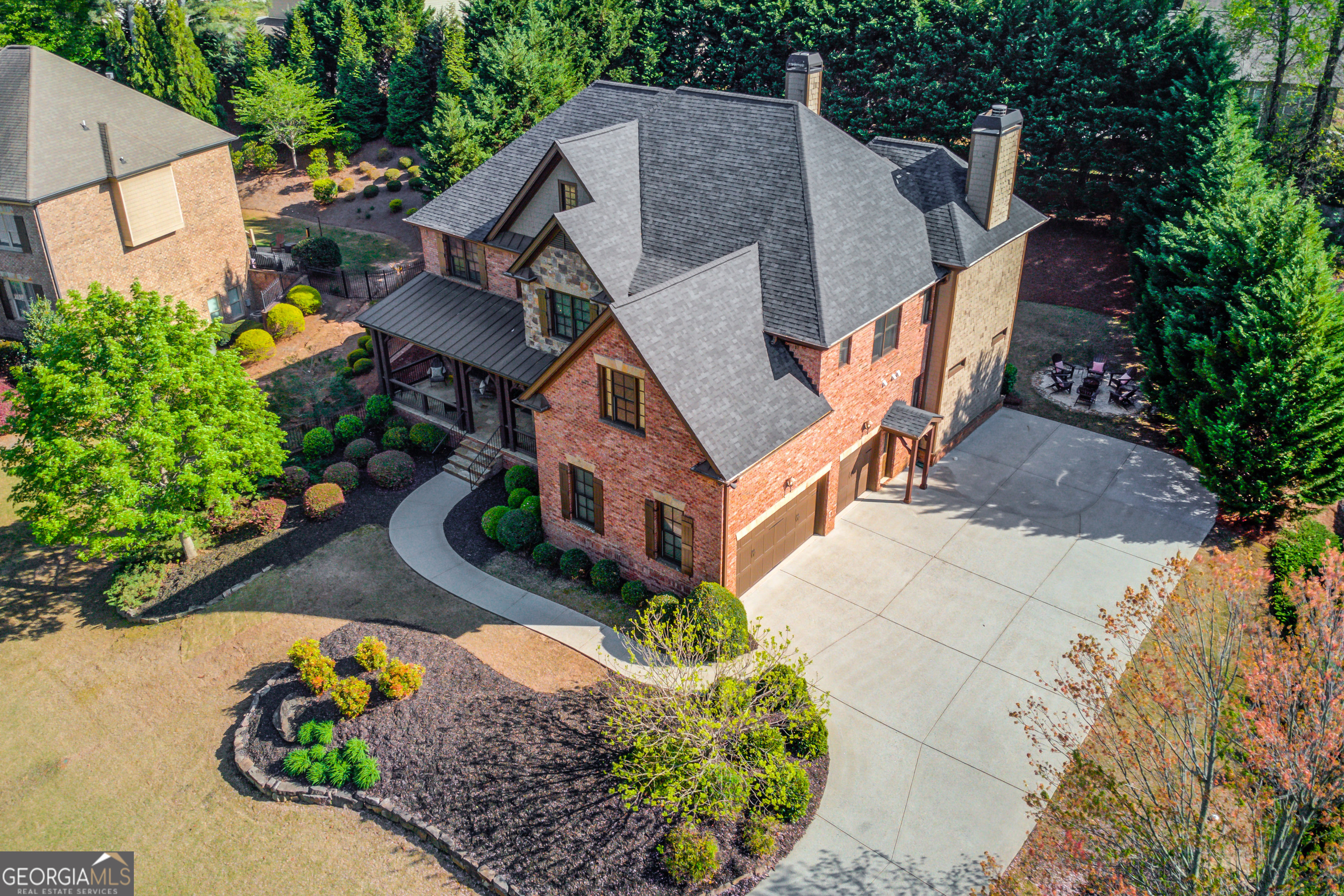 5265 Cole Creek LN