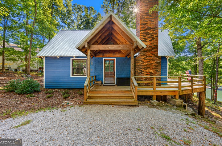 Photo 1 of 35 — 330 Paradise Point RD, Hartwell, GA 30643