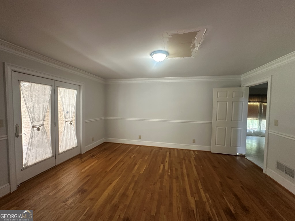 2200 Gleneagle CT NW