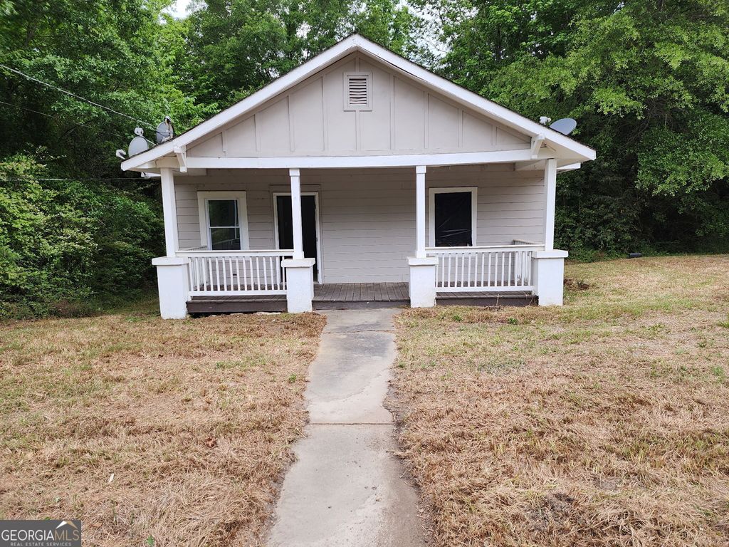 Photo of 2245 Irwinton Road, Milledgeville, GA 31061 (MLS # 10753587)