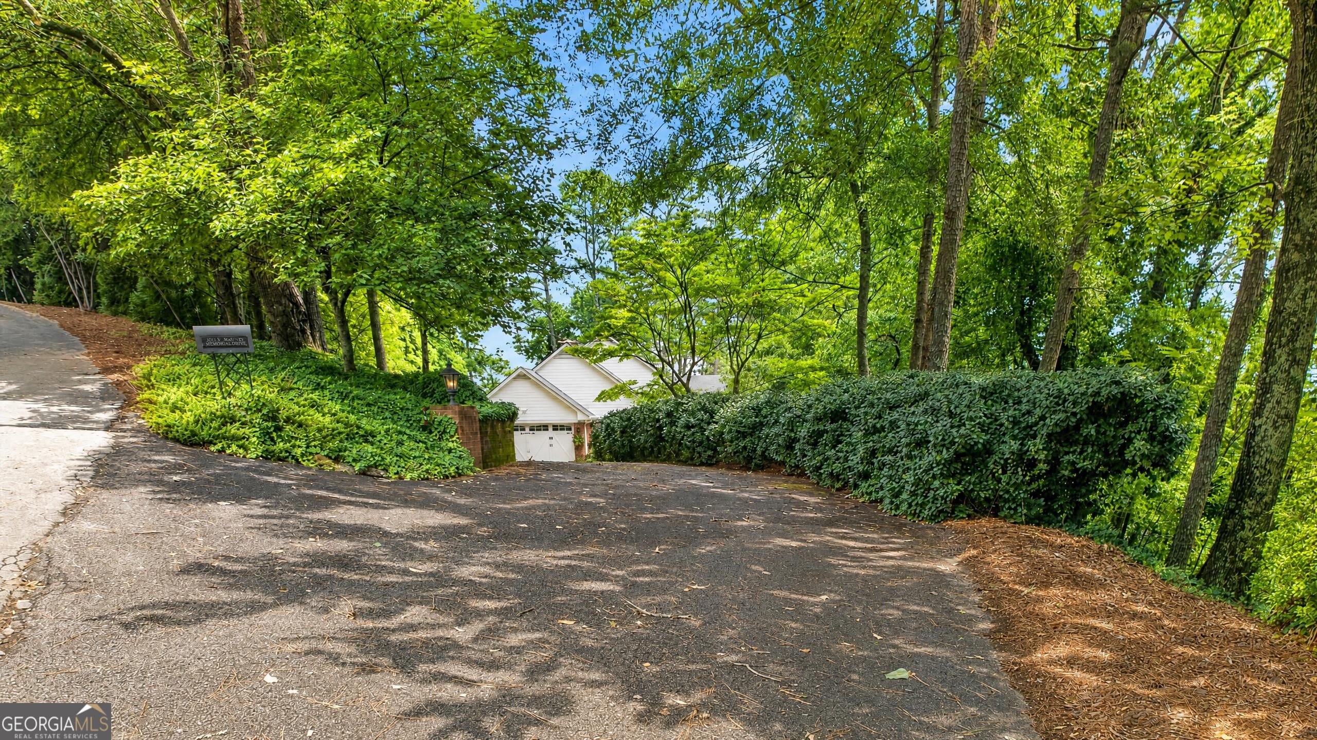 15 Lenox Circle SE