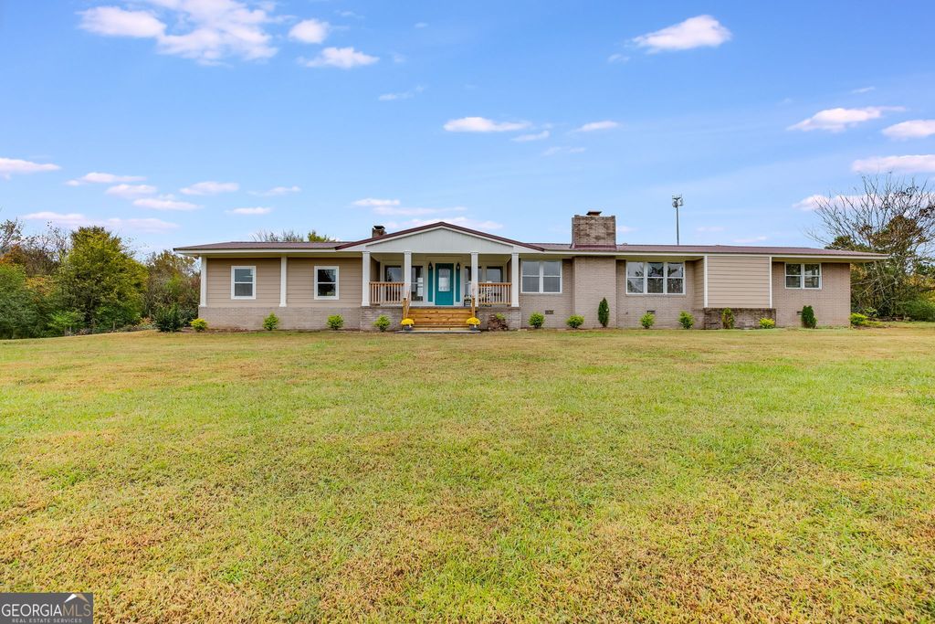 Photo of 6792 Rockmart Road SE, Silver Creek, GA 30173 (MLS # 10636990)