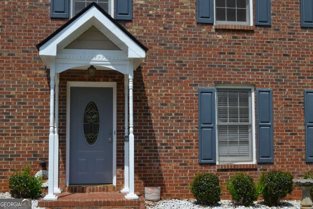 Photo of 1591 Willow Bend Way, Snellville, GA 30078 (MLS # 10728130)