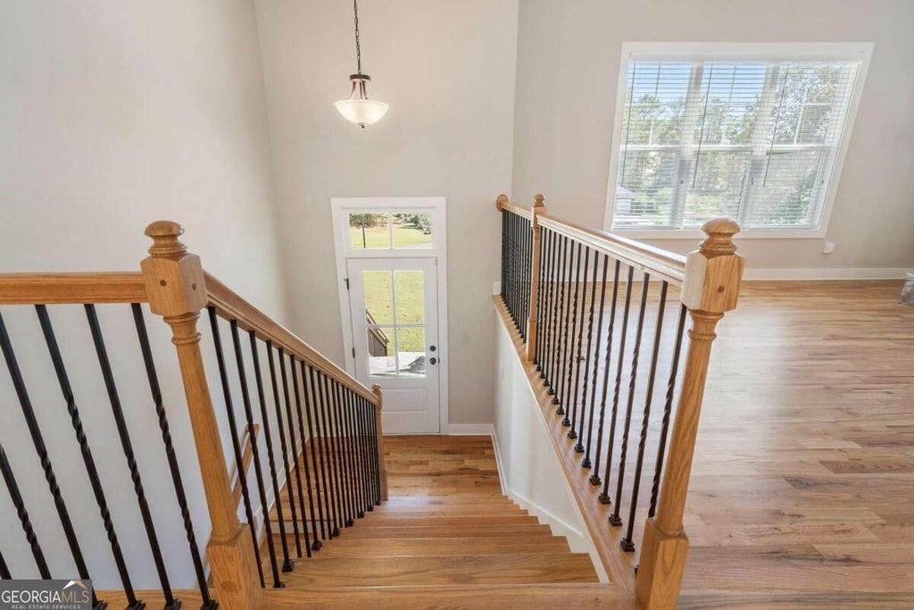 Photo of 17 Pinoak Trail SE, Cartersville, GA 30121 (MLS # 10878129)