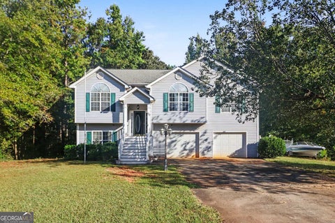 Photo of 130 Hemlock Drive, Newnan, GA 30263 (MLS # 10870345)