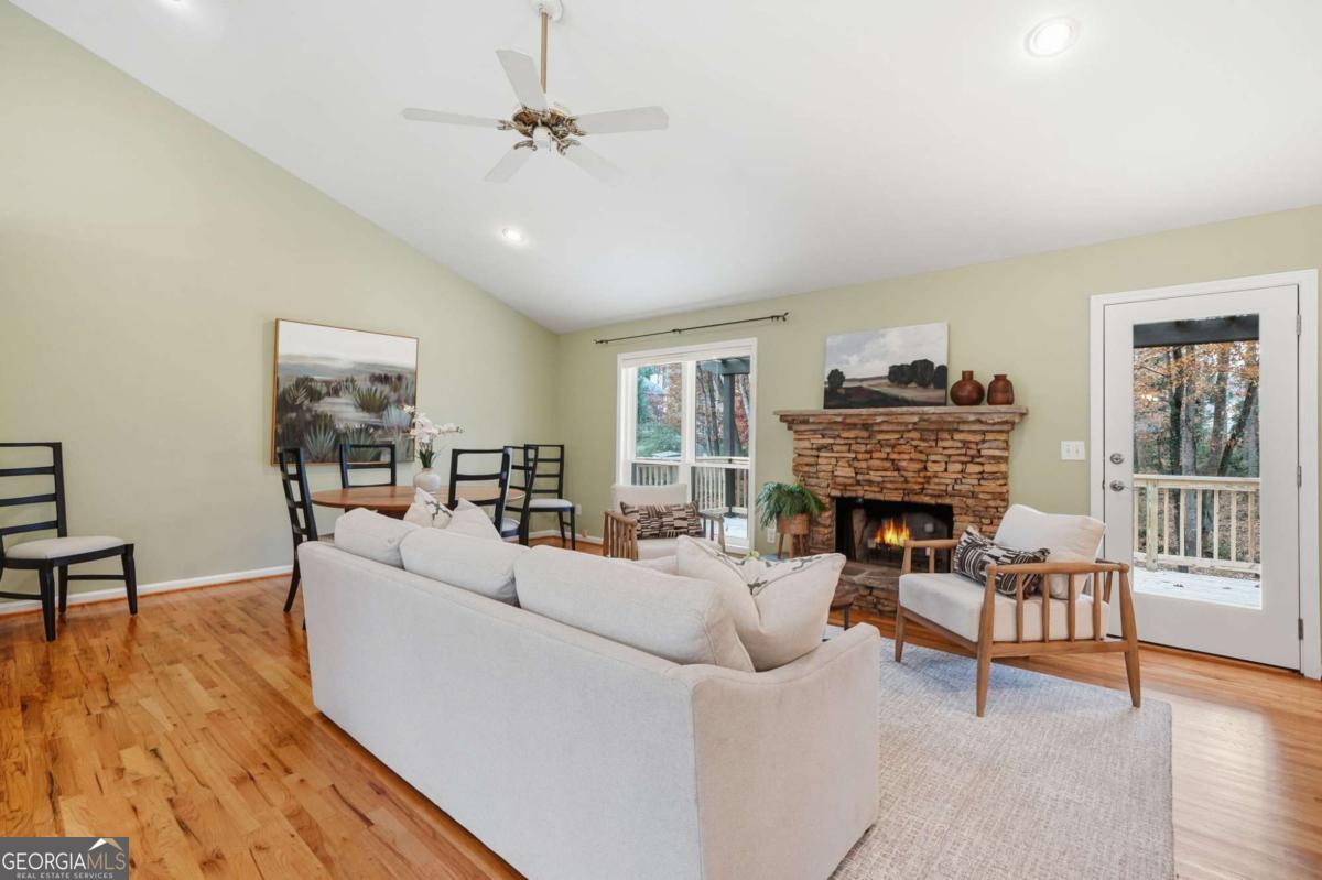 5475 Harris Creek DR