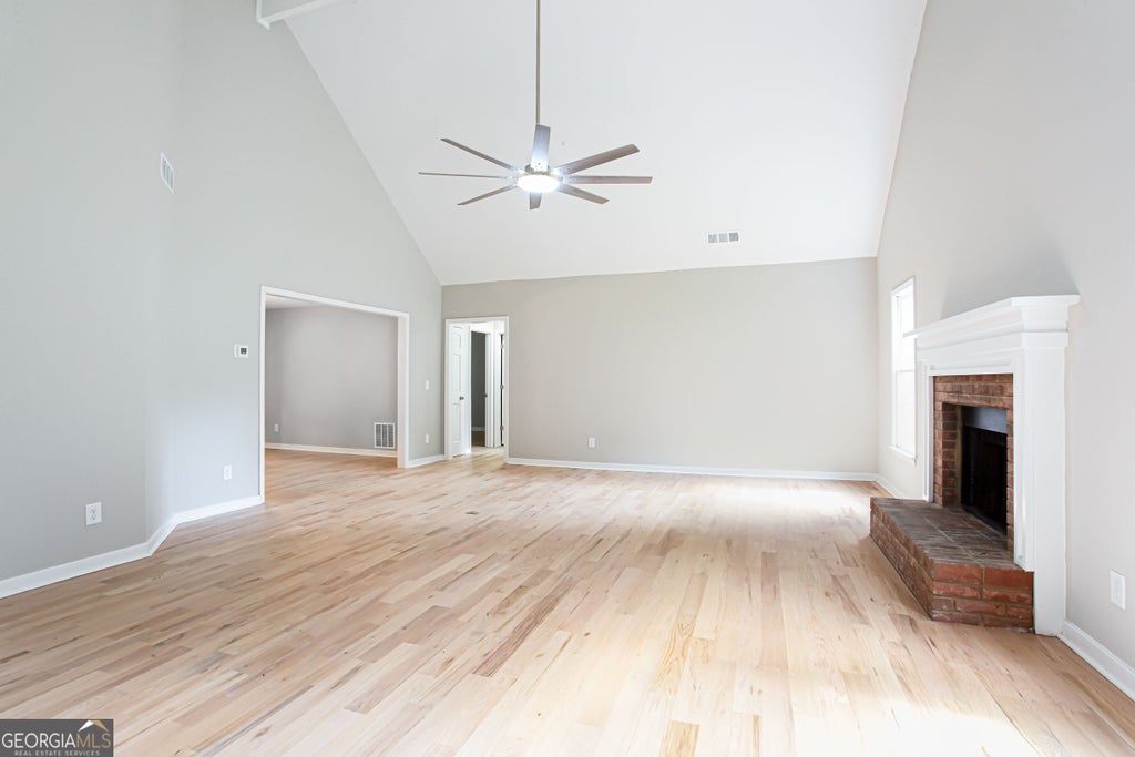 Photo of 1055 Windridge Drive, Loganville, GA 30052 (MLS # 10881438)