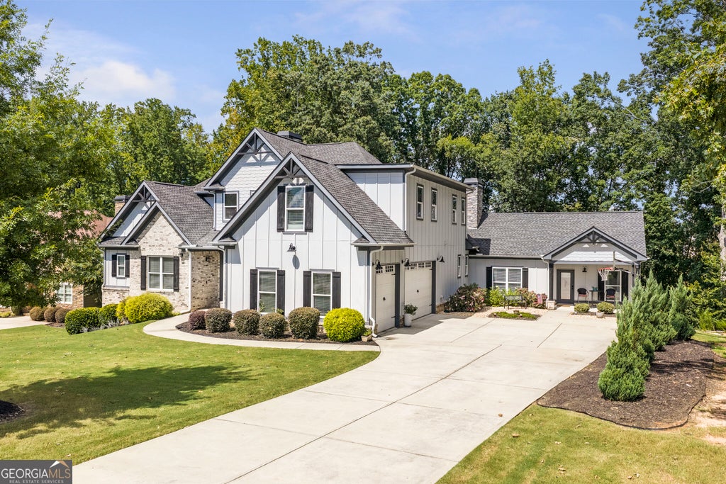 Photo of 2126 Saddle Creek Dr, Jefferson, GA 30549 (MLS # 10844990)
