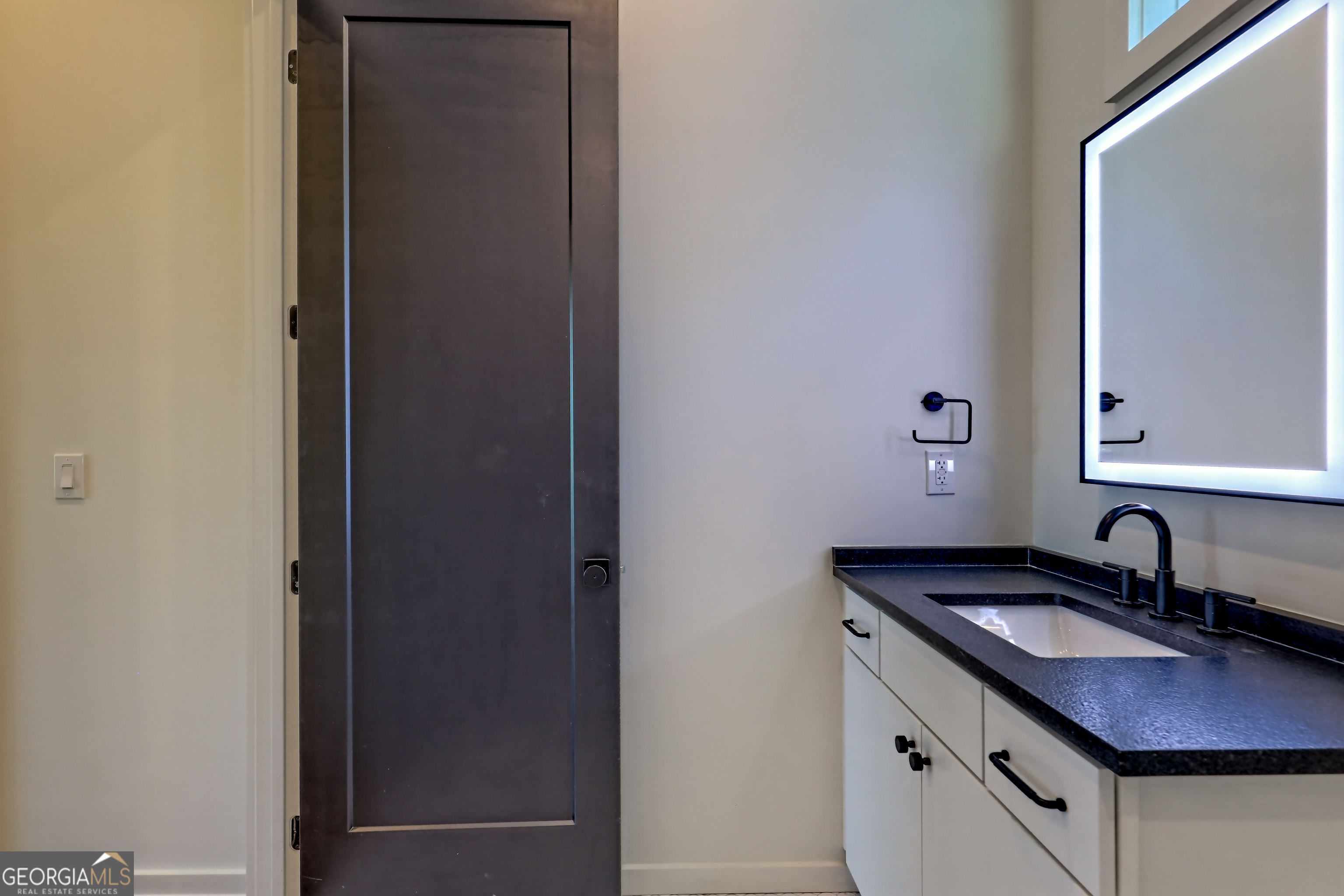 Clayton, Georgia 30525, United States, 4 Bedrooms Bedrooms, ,5 BathroomsBathrooms,Residential,Active,200462