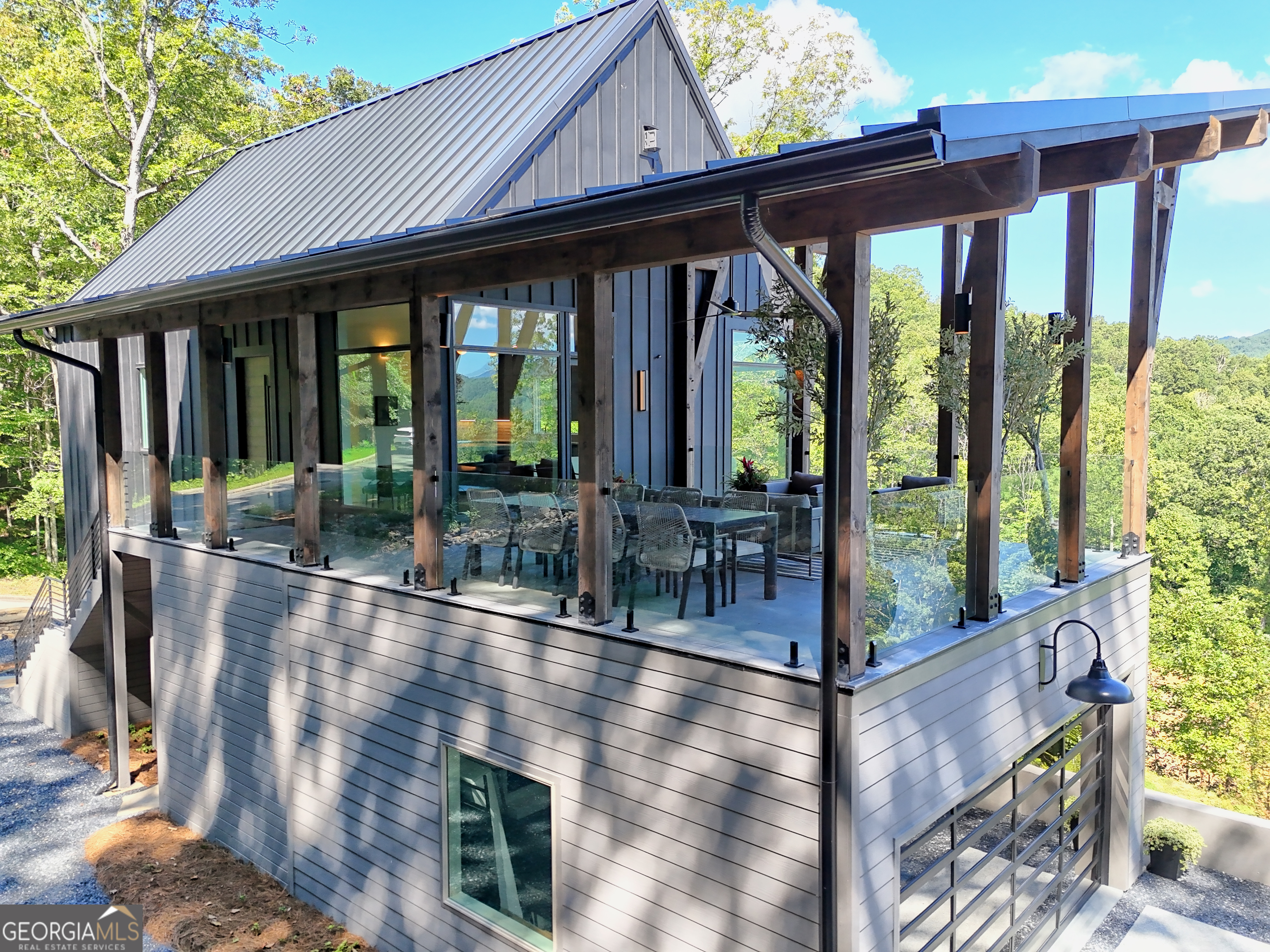 Clayton, Georgia 30525, United States, 4 Bedrooms Bedrooms, ,5 BathroomsBathrooms,Residential,Active,200462