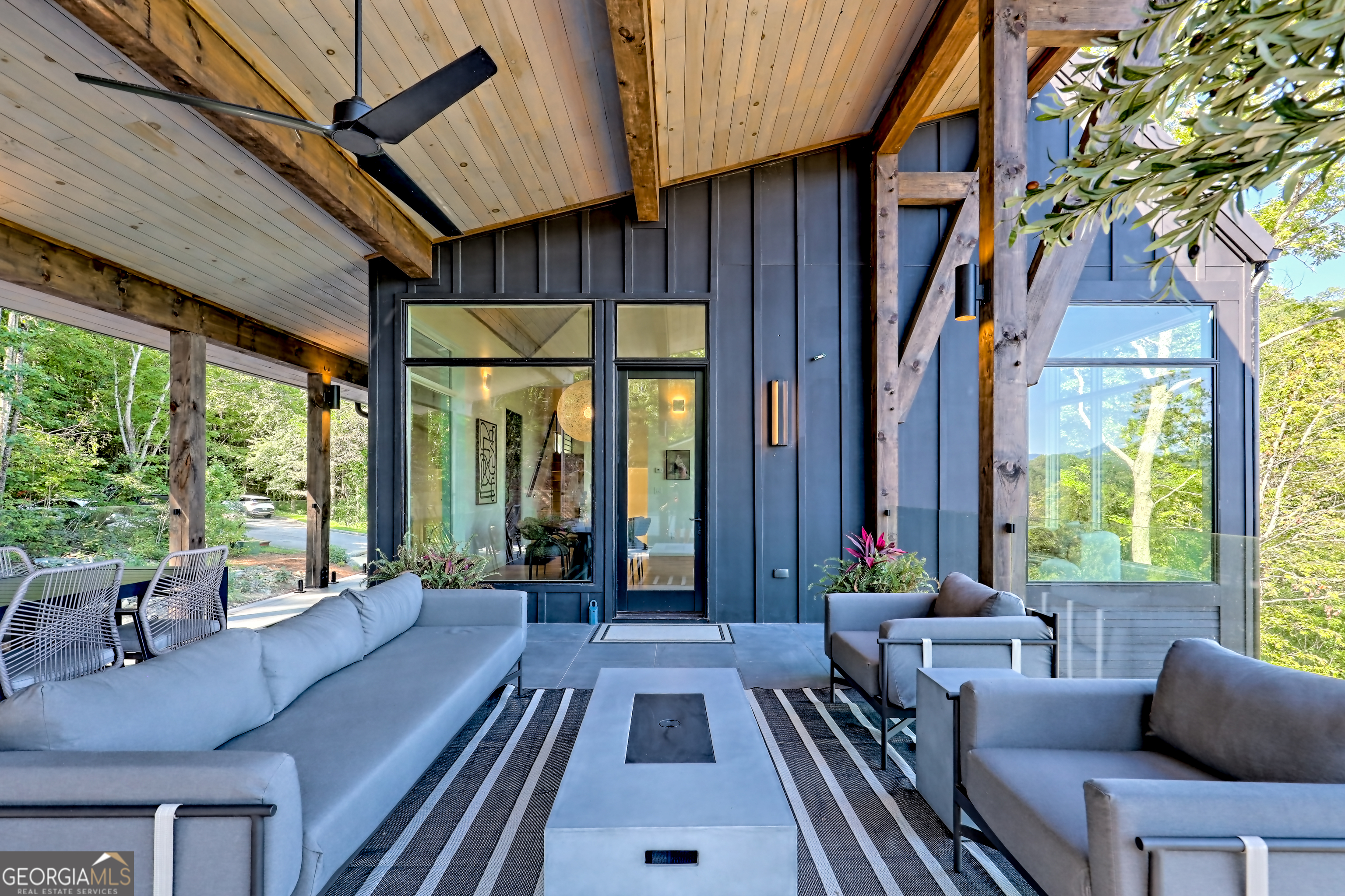 Clayton, Georgia 30525, United States, 4 Bedrooms Bedrooms, ,5 BathroomsBathrooms,Residential,Active,200462