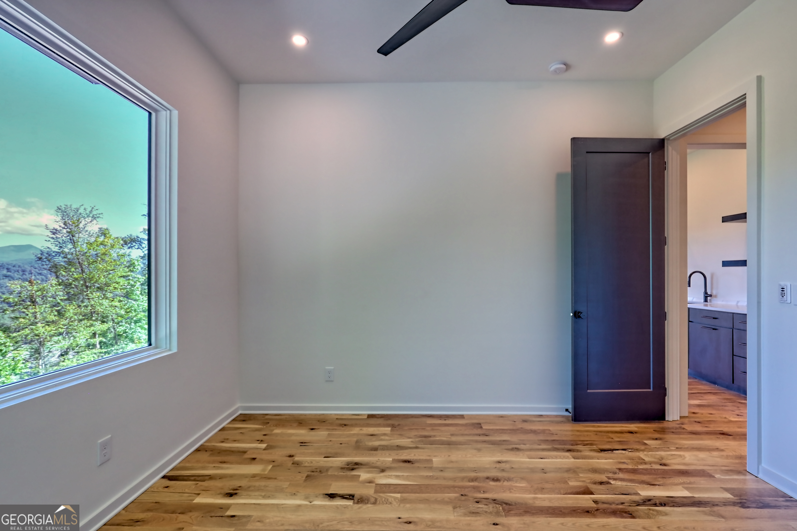 Clayton, Georgia 30525, United States, 4 Bedrooms Bedrooms, ,5 BathroomsBathrooms,Residential,Active,200462