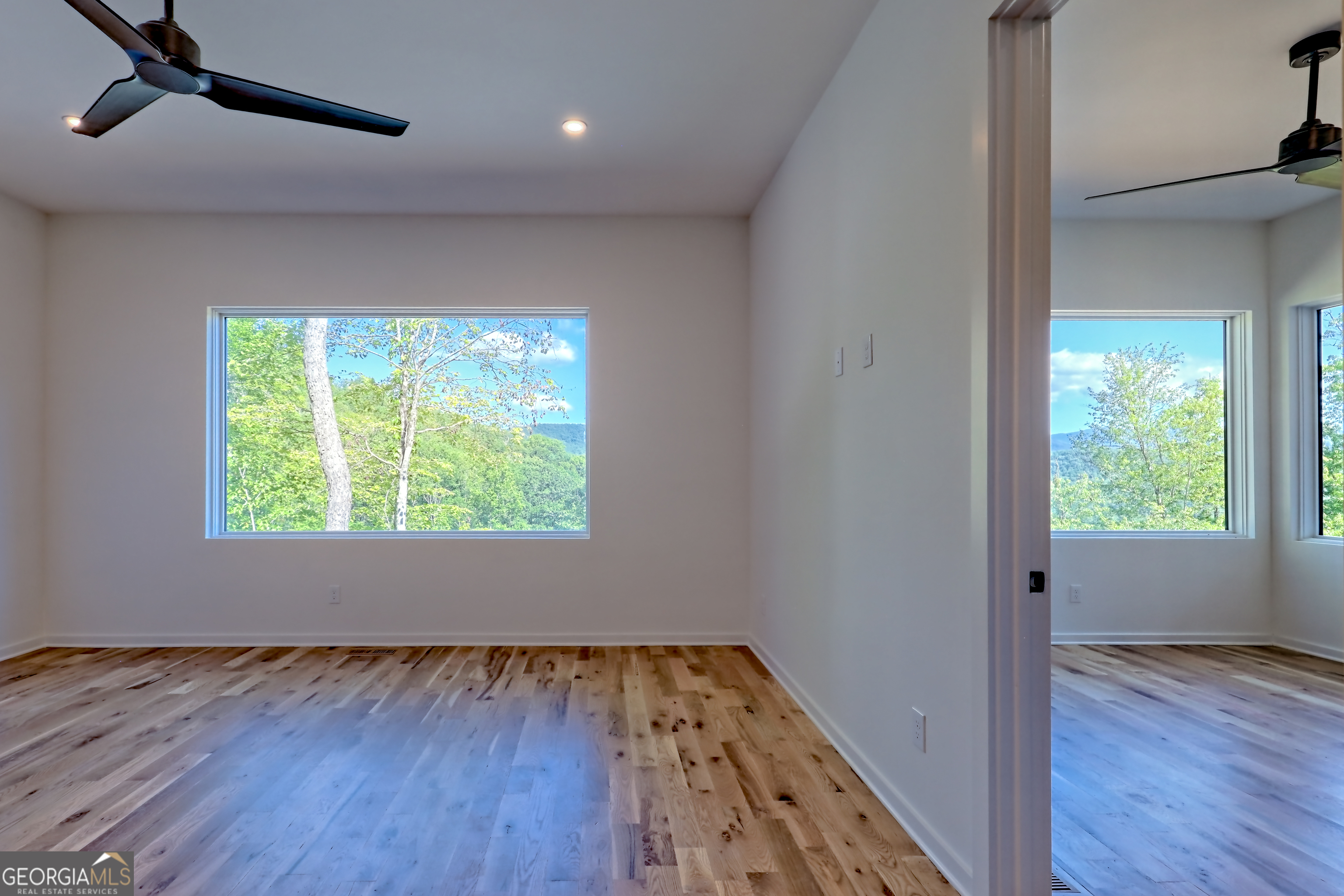 Clayton, Georgia 30525, United States, 4 Bedrooms Bedrooms, ,5 BathroomsBathrooms,Residential,Active,200462