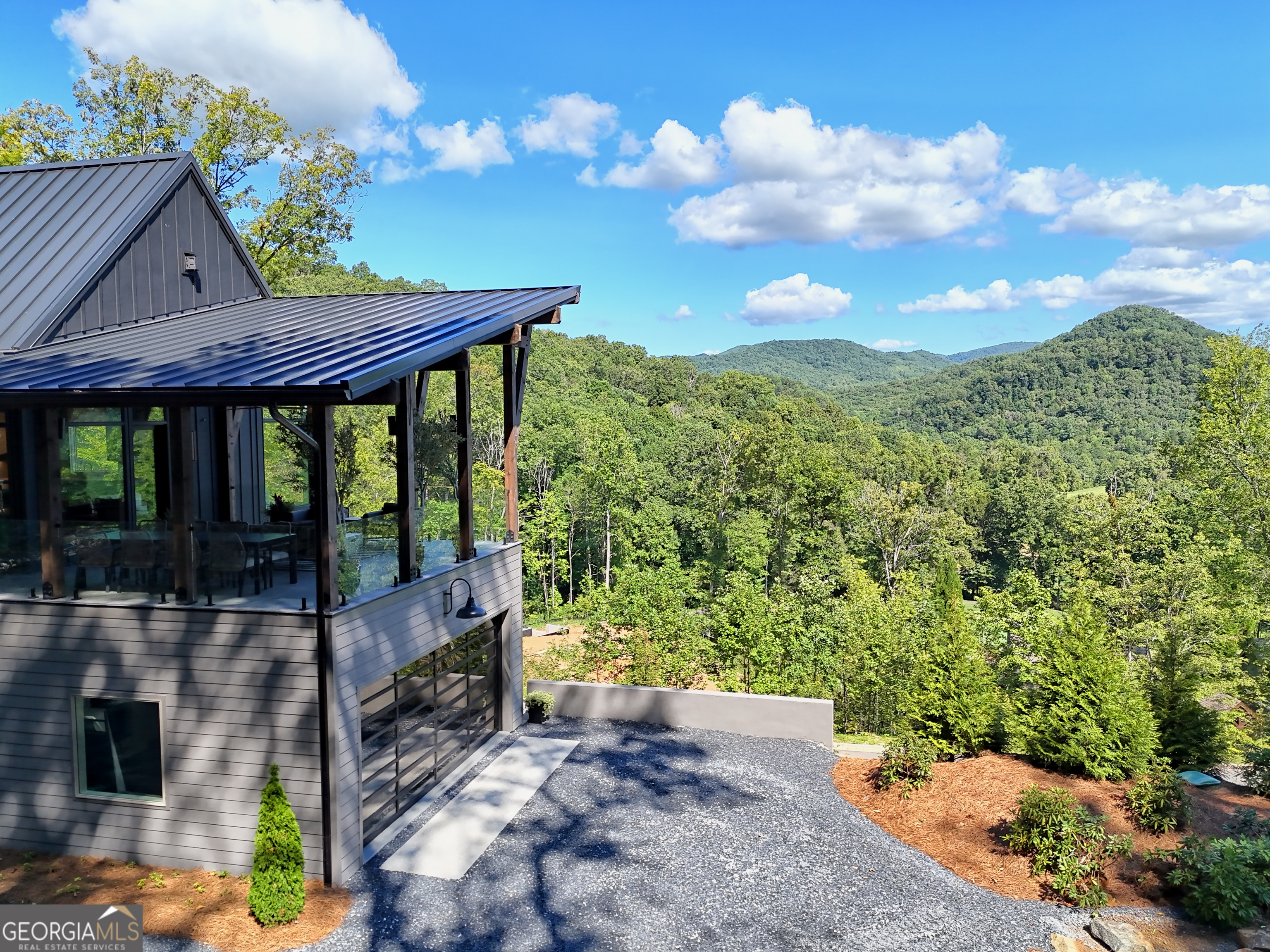 Clayton, Georgia 30525, United States, 4 Bedrooms Bedrooms, ,5 BathroomsBathrooms,Residential,Active,200462