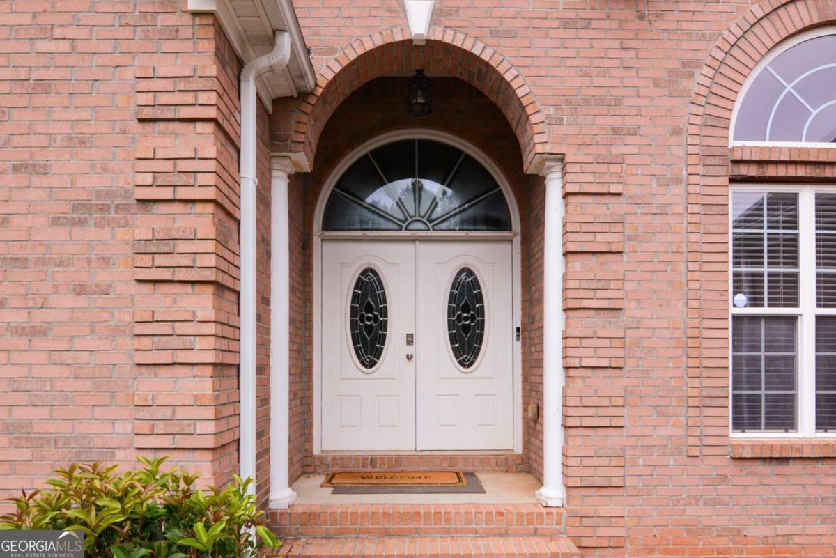 560 Clearbrook DR