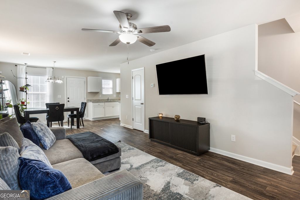 Photo of 2526 Wood Bend Lane, Riverdale, GA 30296 (MLS # 10682126)