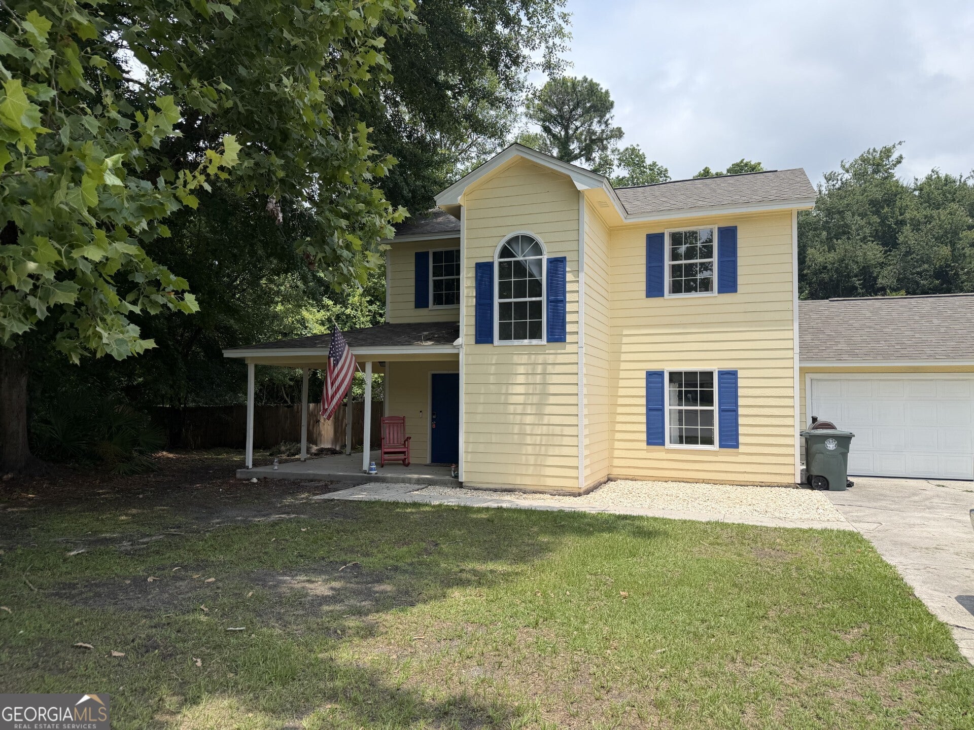 125 Lake Wellington DR