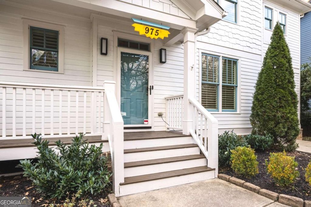 Photo of 975 Grant Street SE, Atlanta, GA 30315 (MLS # 10695934)