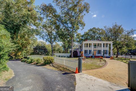 A home in Monticello