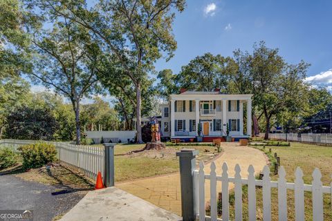 A home in Monticello