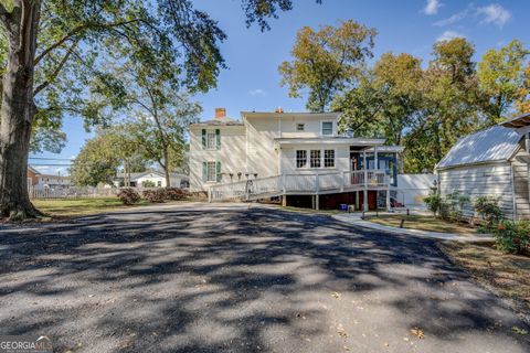 A home in Monticello