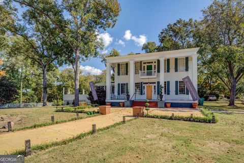 A home in Monticello